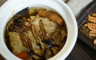 鴨子冬蟲夏草怎么煲湯好？掌握 3 個關(guān)鍵，燉出鮮醇滋補靚湯