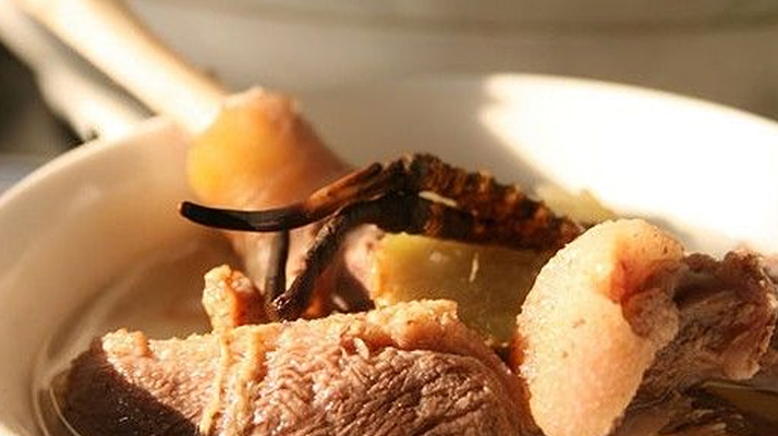 怎么燉冬蟲(chóng)夏草湯好喝？掌握 3 個(gè)關(guān)鍵，湯鮮營(yíng)養(yǎng)不浪費(fèi)